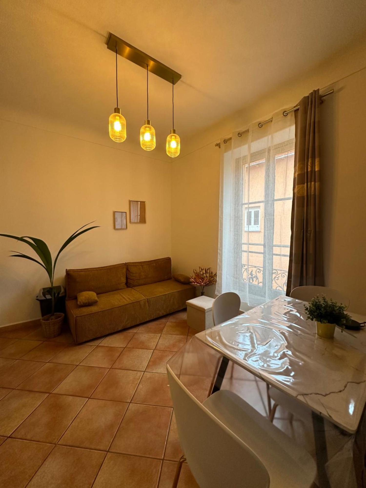 Villarey Home - Central Apartment In Mentona Zewnętrze zdjęcie